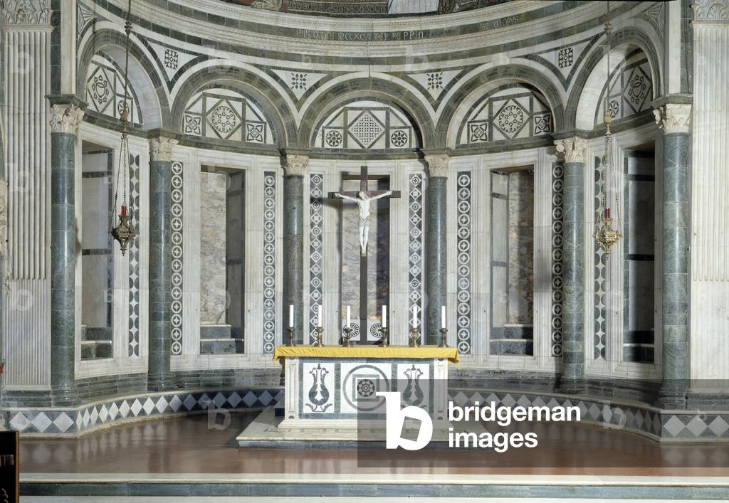 Marble apse and terracotta crucifix, 15th century