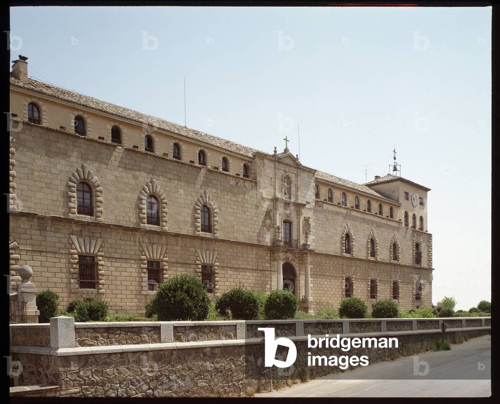 Renaissance art: view of the Hospital de Tavera (Tavera Hospital) 16th century Toledo, Spain (View of Hospital de Tavera, 16th century Toledo, Spain)