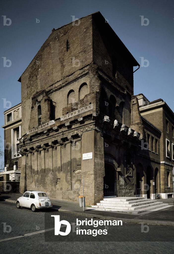 View of Villa Crescenzi, 12th century (photography)