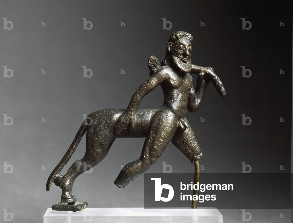 "Arte greca: «» Centauro»» Scultura in bronzo dall'Acropoli. Periodo geometrico tardo. VIII-VII secolo a.C. At