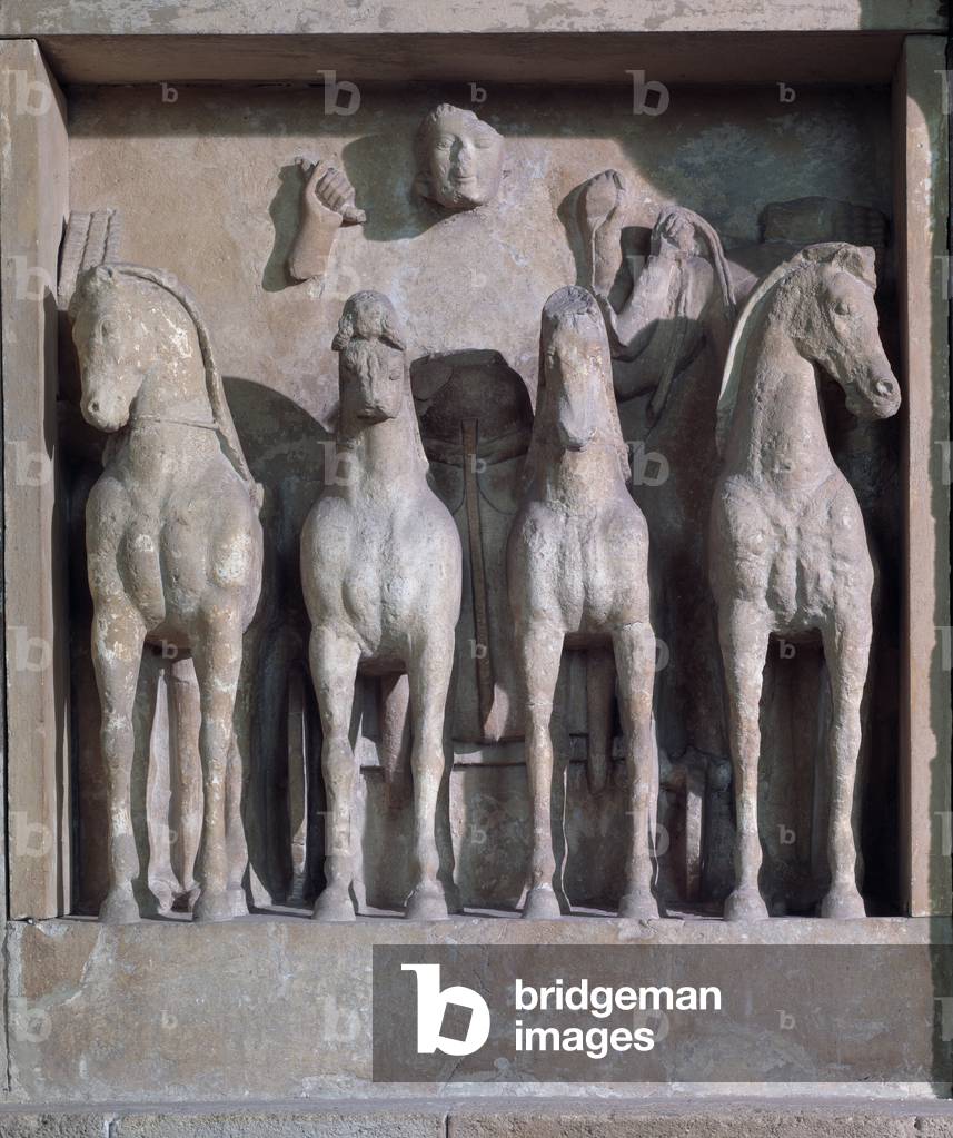 Magna graecia: metope with Helios on a quadriga - Limestone relief, 575-550 BC