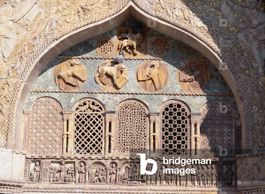 St. Mark's Cathedral, detail (photo)