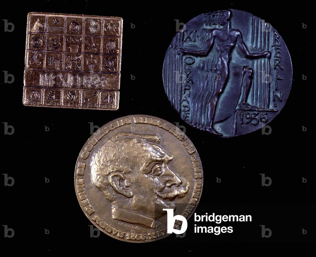 3 commemorative medals: Mexico 1968, Berlin 1936, Baron Pierre de Coubertin, renovator of the Olympic Games 1863-1937.