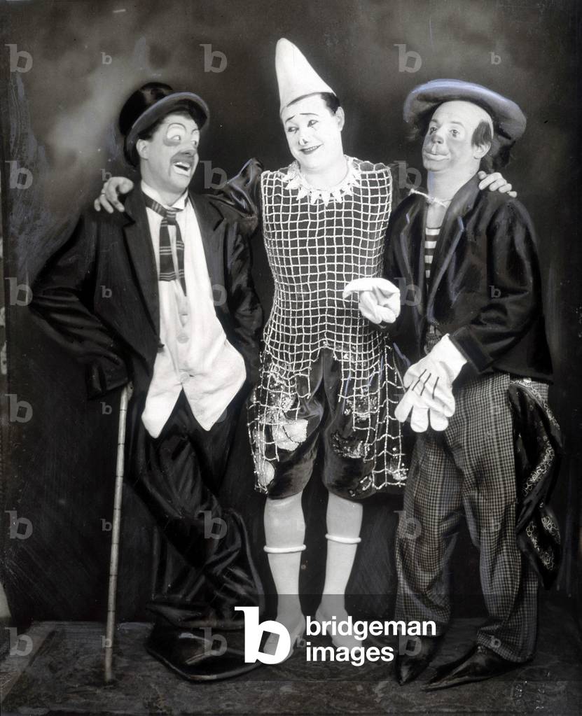 the clown Gustave fratellini between Max and Gino Colombo.