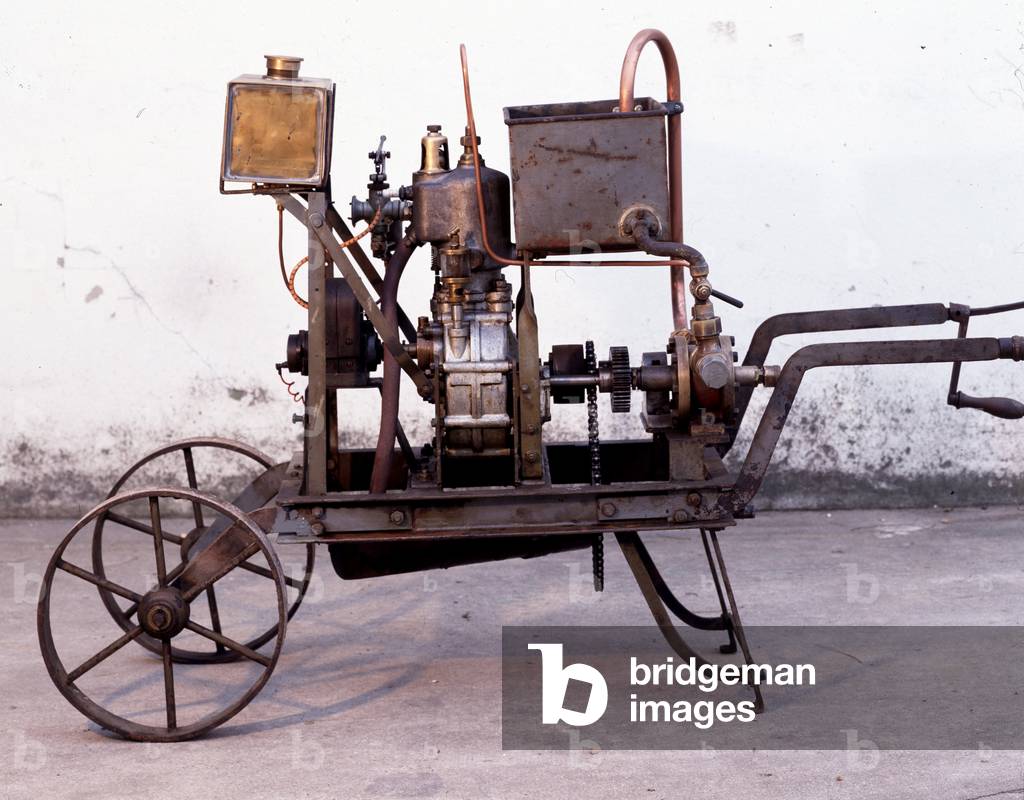 Diesel engine - collection of the Garage de Giverny