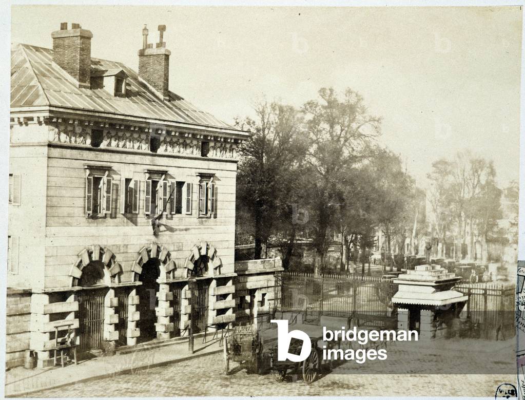 La porte d'Enfer in “les barrieres de Paris”” photographs by Gouviot, 1859.