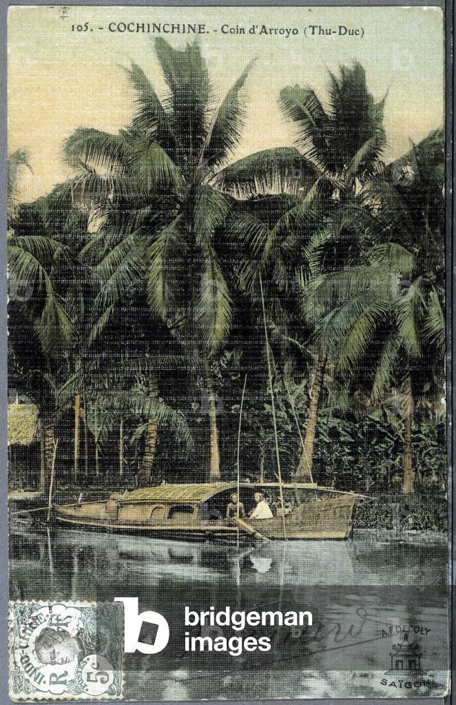 Cochinchine, boat on arroyo, Thu Duc (Thu-Duc), ca. 1910.