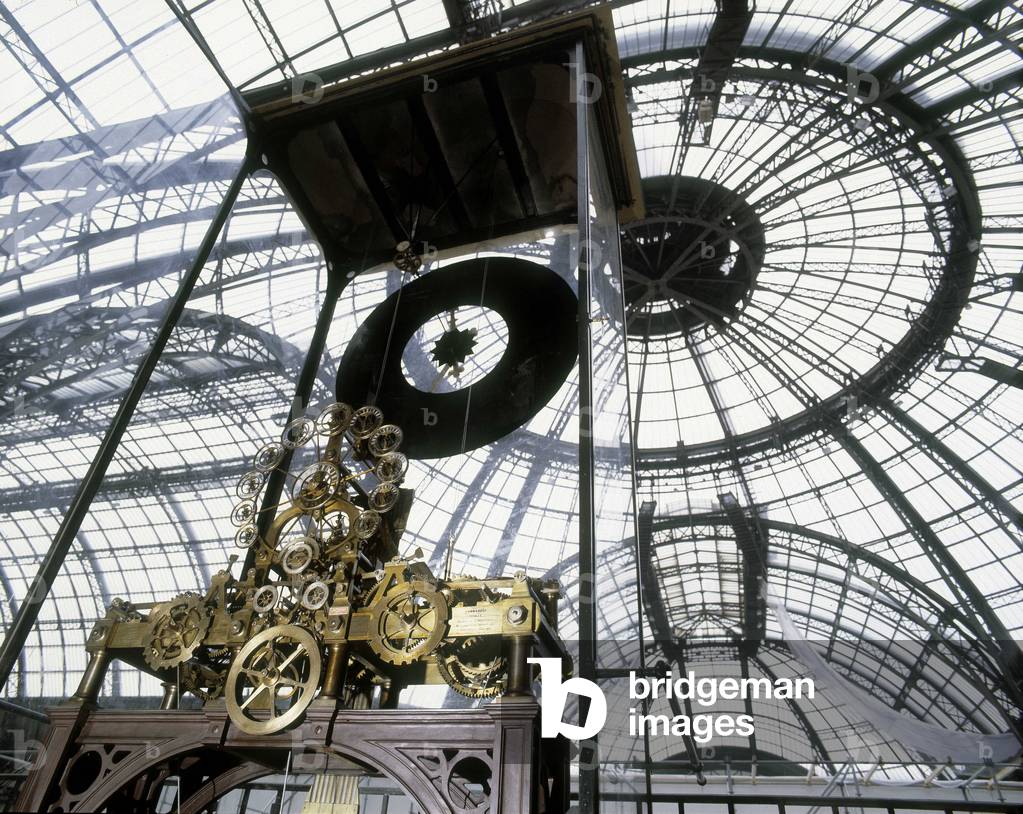 Clock, Grand Palais, Paris.
