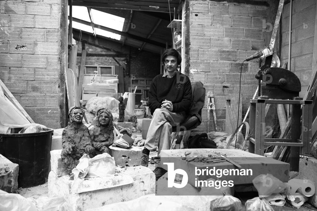 Portrait of Damien Cabanes, painter and sculptor, in his studio in Montreuil sous Bois in 2007.