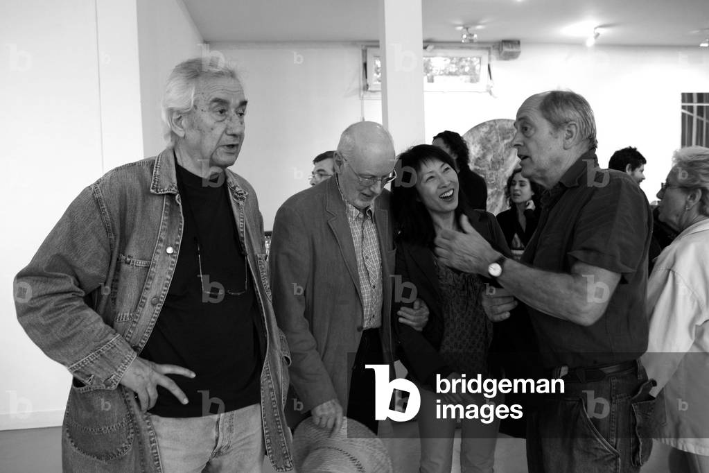 Herman Braun-Vega (Braun Vega), Peruvian painter and sculptor Jan Voss, German painter and sculptor Sae-Jung Kim (Sae Jung), Korean pianist, Pat Andrea, Dutch painter. Award ceremony of the 13th Antoine Marin Painting Prize. Gallery Julio Gonzalez. Arcueil on June 5, 2009.