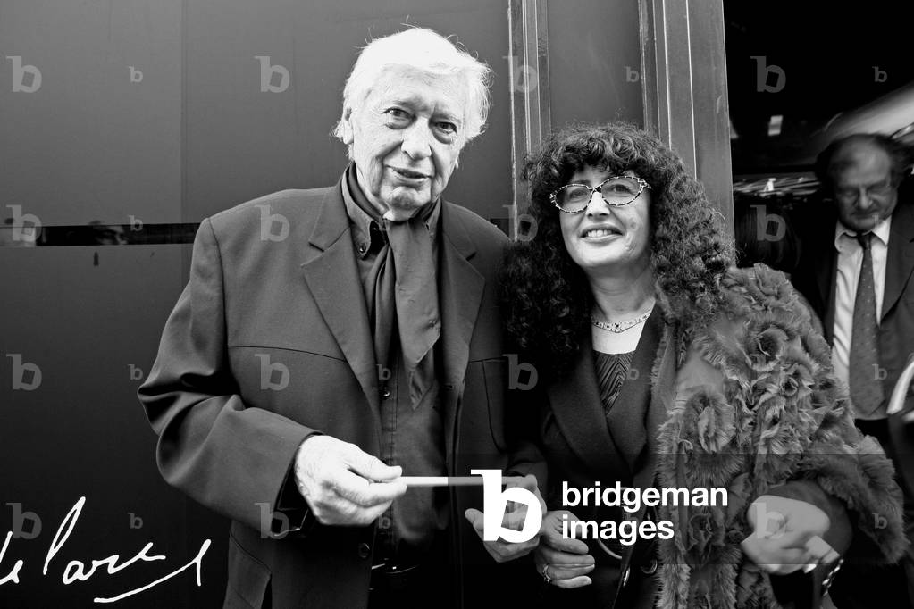 Julio Le Parc, Argentine painter, Lelia Mordoch, gallery owner. Opening of the exhibition Julio Le Parc in the gallery Lelia Mordoch in Paris on September 18, 2008.