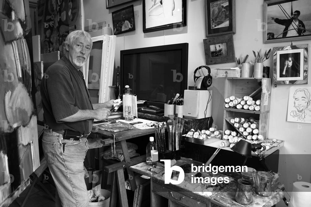 Portrait of Chase Bailey, American painter, in his studio in Paris in 2008.