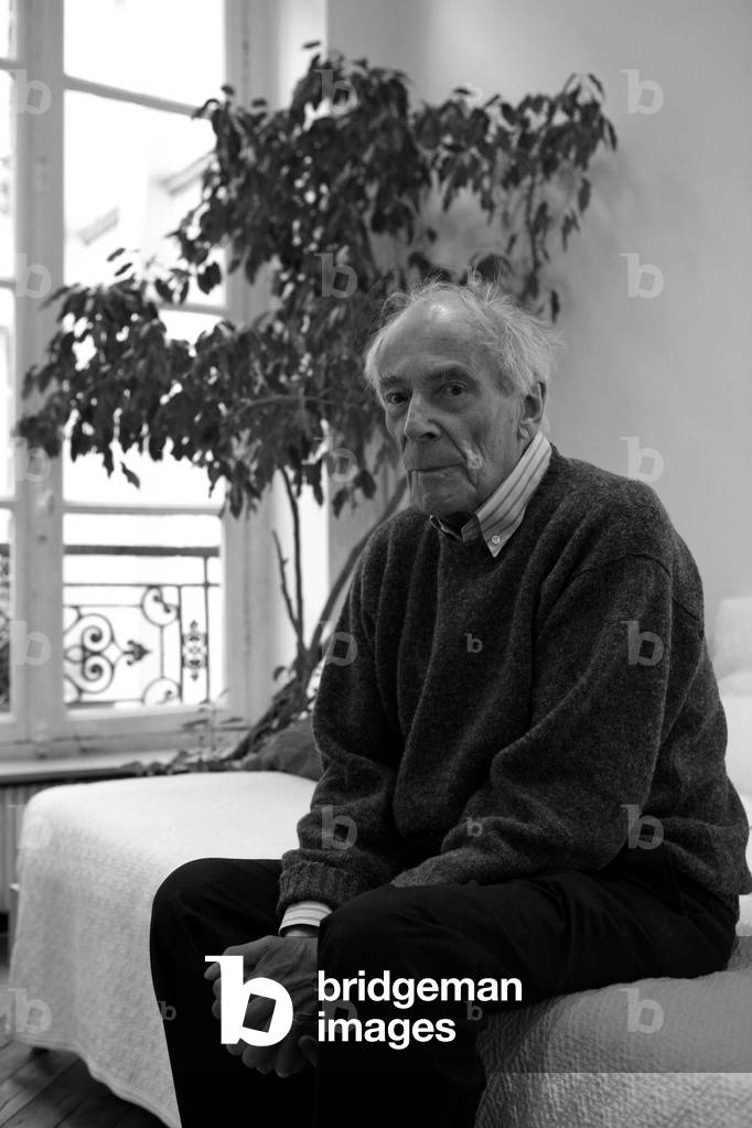Image of Photography depicting Portrait of Bernard Heidsieck, b/w