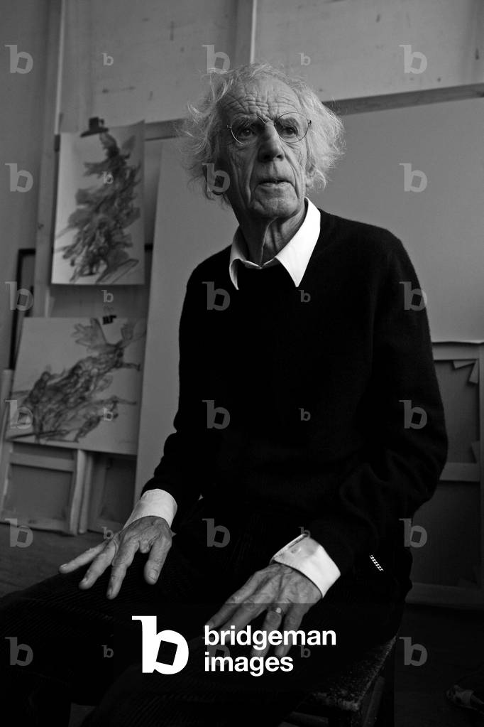 Portrait of Claude Weisbuch, French painter, in his studio in Paris in 2008.