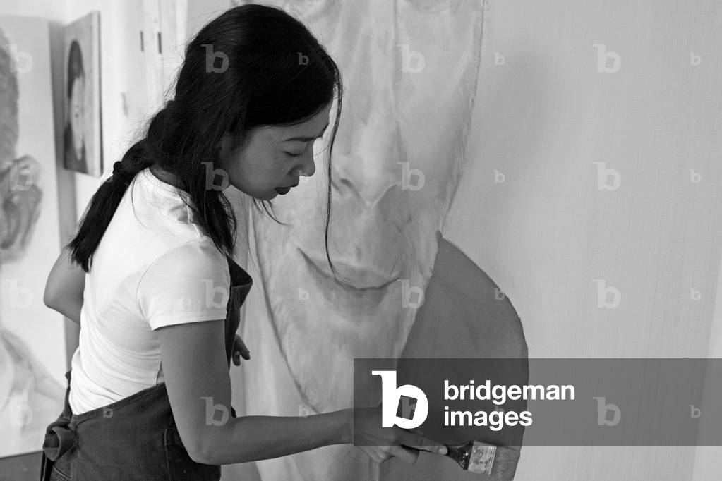 Portrait of Xiang Shi, Chinese painter, in his studio in Ris-Orangis (Ris Orangis) on August 27, 2009.