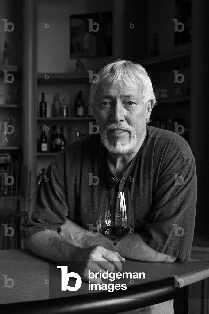 Portrait of Chase Bailey, American painter, in his Paris apartment in 2008.