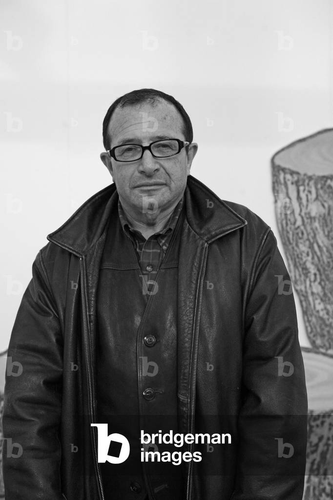 Portrait of Alain Kirili, sculptor, at the FIAC in Paris in 2008.