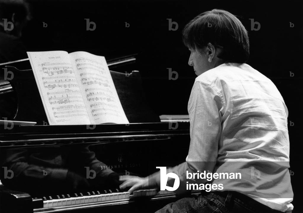 Tamás Vásáry - Swiss