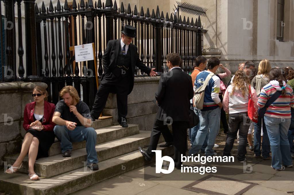 Senate House Passage