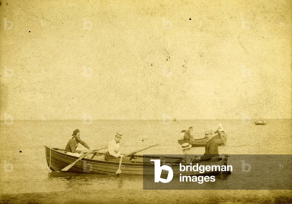 France, Aquitaine, Gironde (33), Arcachon: canoeing off the coast on the Arcachon basin, 1890