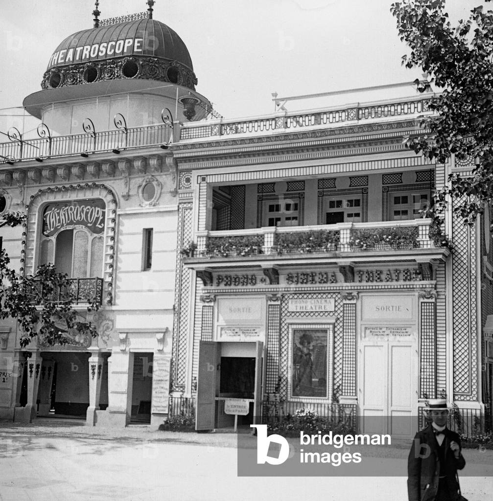 France, Ile-de-France, Paris (75): world exhibition, theatroscope pavilion, phono, cinema, theatre, 1900