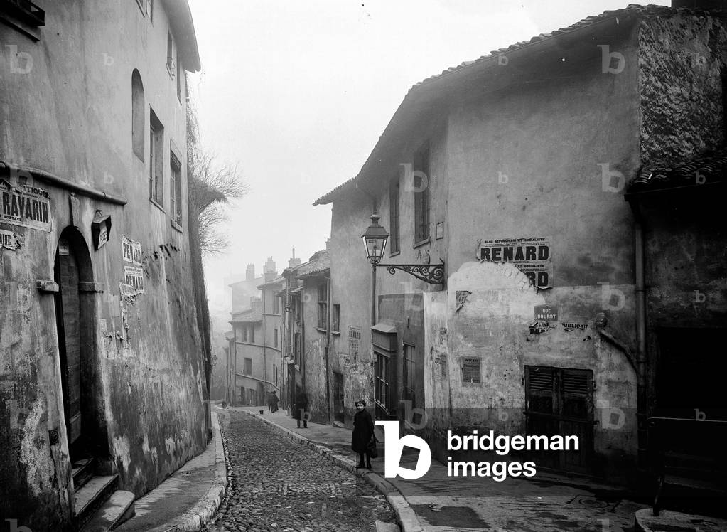 France, Rhone-Alpes, Rhone (69), Lyon: quartier saint Georges, rue Bourdy, 1905 - Poster: bloc republican socialist Renard