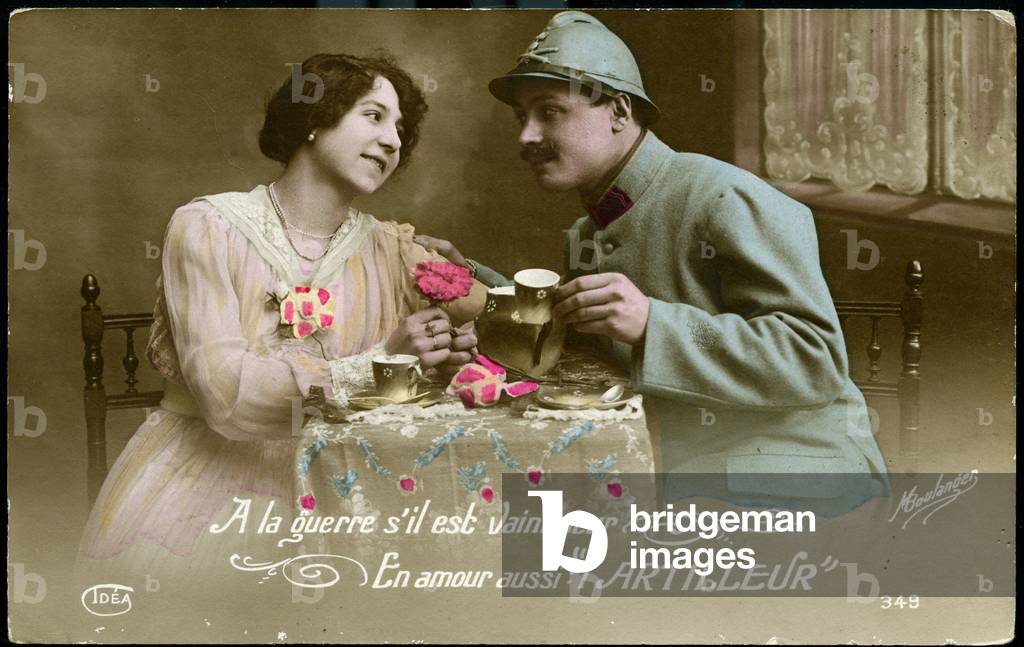 First World War: France, Postcard of a studio photo showing a couple reunited during a leave with commentary: 