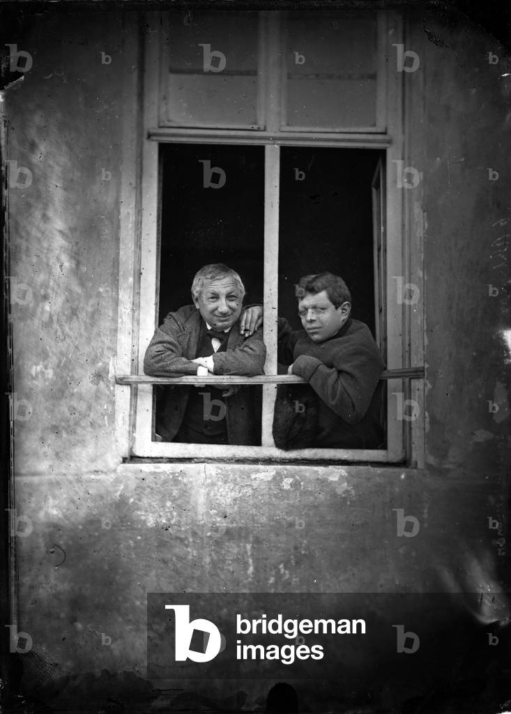 Germany, Stuttgart: Hohenheim district, portrait of 2 men in the window of a house, 1860