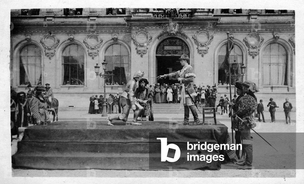 France, Poitou-Charentes, Vienne (86), Poitiers: Fete of Joan of Arc with historical reconstruction of her life in front of the town hall, 1920-1925
