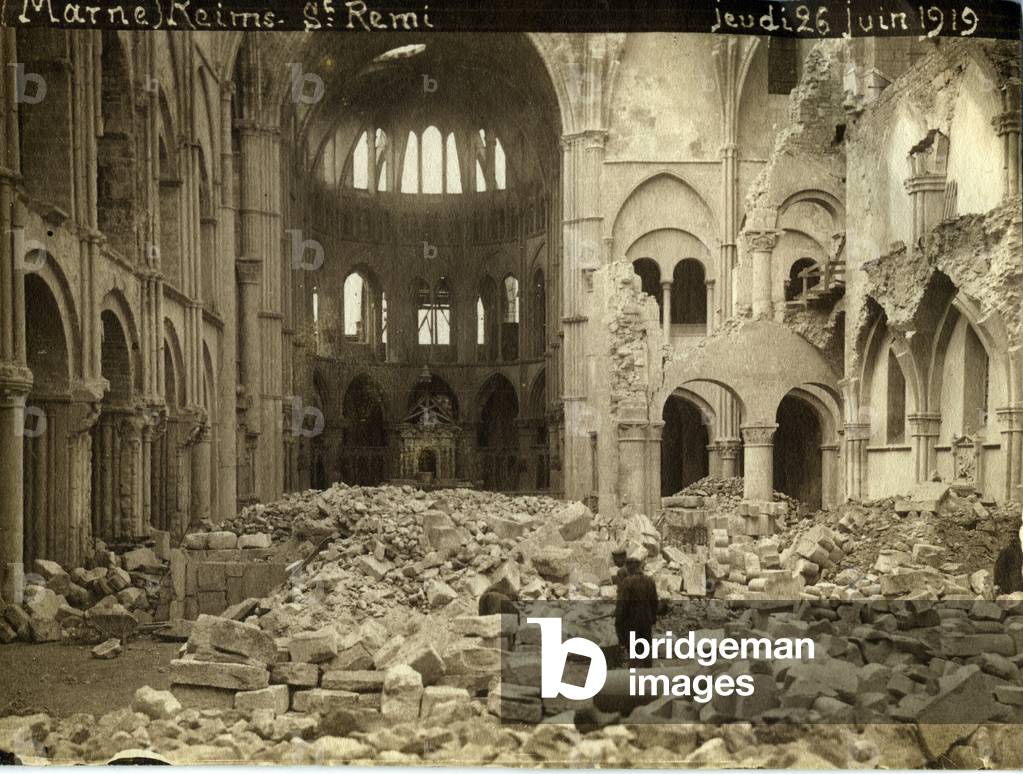 France, Champagne-Ardennes, Marne (51), Reims: the ruins of the Church of Saint Remi (Saint-Remi), June 1919