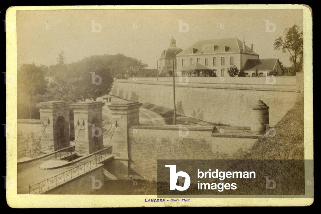 France, Champagne-Ardenne, Haute-Marne (52), Langres: Le cours Rivot, 1885