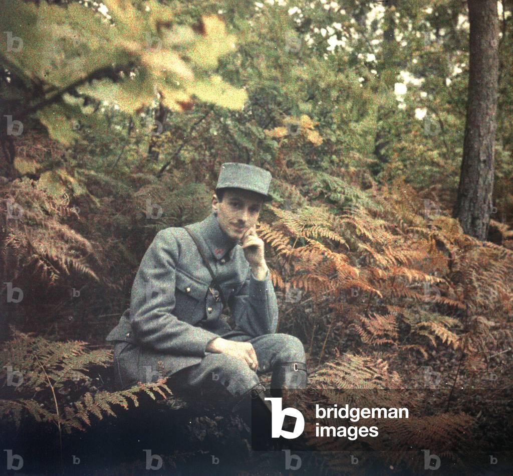 Autochrome anonymous - First World War: Brother of C, soldier at the 66th regiment, Tours, France, 1918
