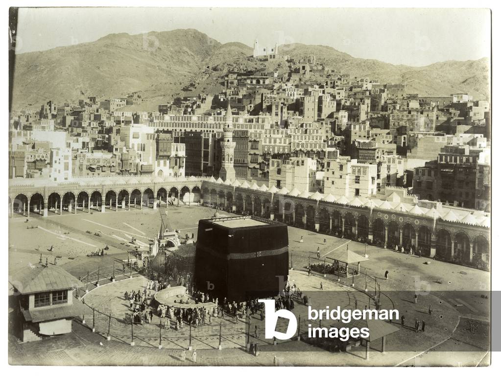 Saudi Arabia, Mecca: The Great Square of Mecca with the Kaaba (Ka'aba, Ka'ba) and the Pelerins, 1886