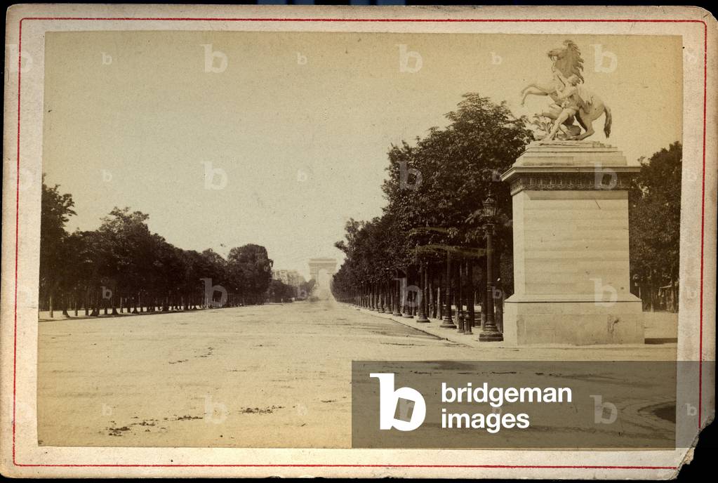 France, Ile-de-France, Paris (75): Champs Elysees with the Arc de Triomphe and in the foreground horses of Marly, 1870