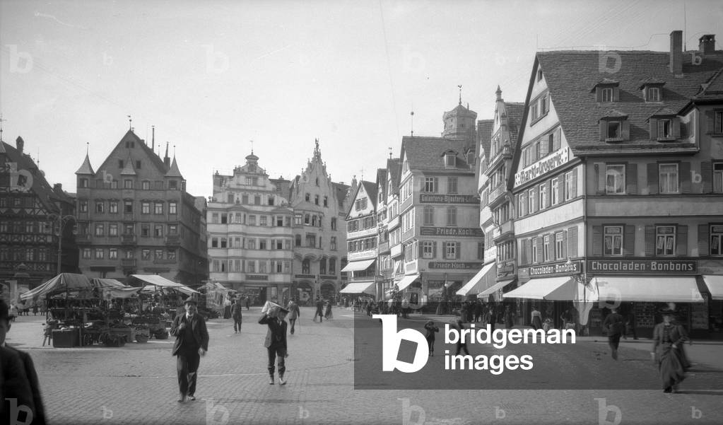 View of the Marktplatz (Marche Square) in Stuttgart, Germany 1909