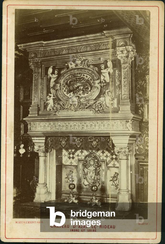 France, Centre, Indre-et-Loire (37), Azay le Rideau: Chateau d'Azay le rideau, a fireplace renaissance, 1880