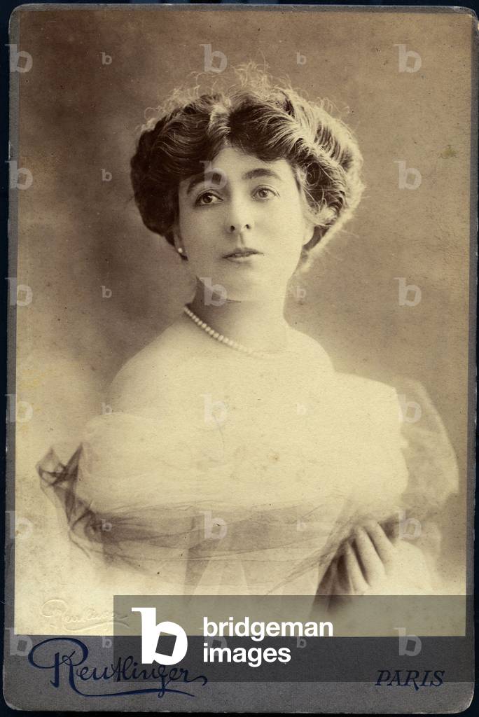 France, Ile-de-France, Paris (75): studio portrait of a comedian, 1885