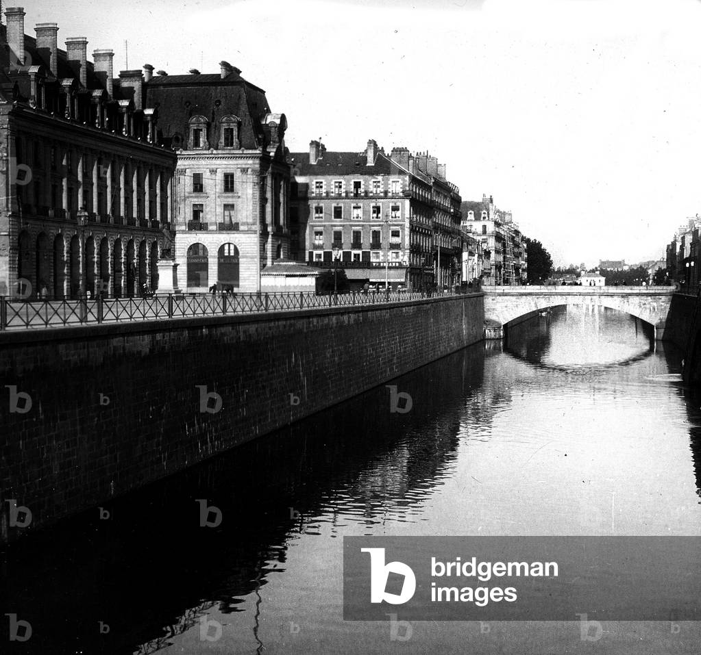 France, Brittany, Ille-et-Vilaine (35), Rennes: la Vilaine et les quais de la Vilaine, 1900 Photography