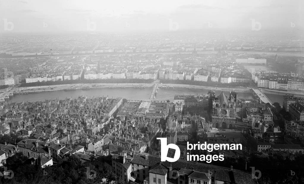 France, Rhone-Alpes, Rhone (69), Lyon: Saint Jean district, general view with the Saone, the Rhone and the Place Bellecour from the Fourviere quarter, 1900