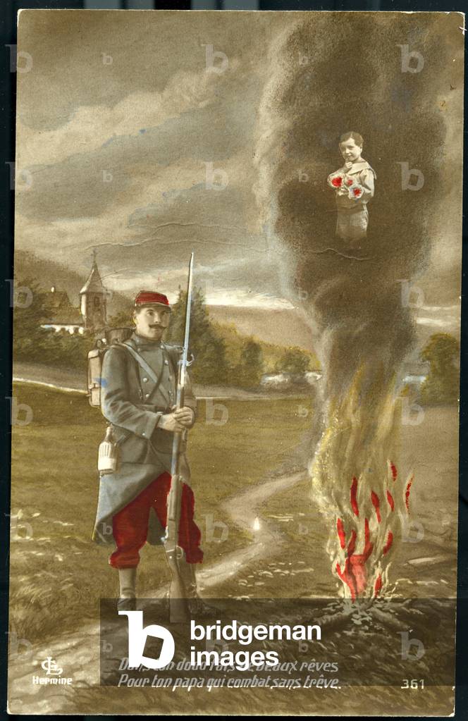 First World War: France, Postcard showing a soldier in uniform next to a wood fire or in the smoke, his child appears with a tricolor bouquet, 1916, in your sleep dream dream for your dad who fights without treble