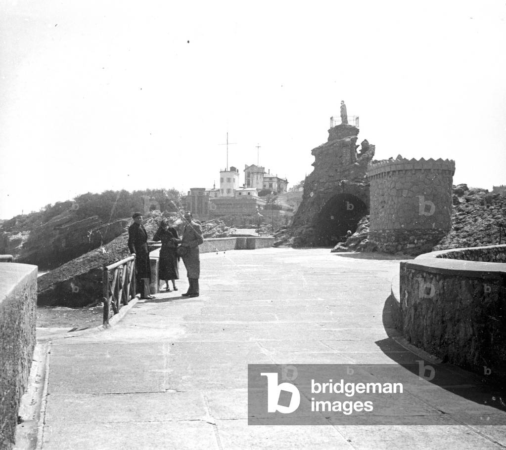 France, Aquitaine, Pyrenees-Atlantiques (64), Biarritz: The Rock of the Virgin, 1925