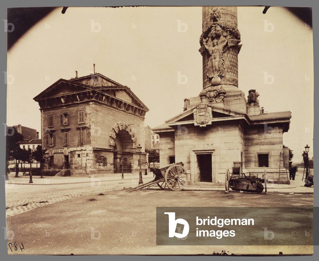Ancienne Barriere du Trone (Tollbooth Pavilion and Column); Eugene Atget, French, 1857 - 1927; Paris, France, Europe; 1903 - 1904; Albumen silver print; Image: 17.5 x 21.7 cm (6 7/8 x 8 9/16 in.) -