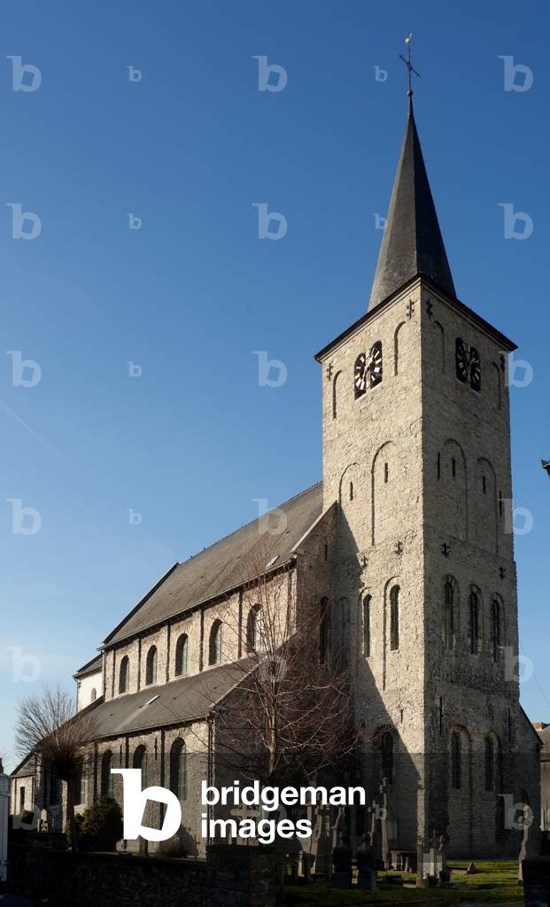 Ename. Parish church (Sint-Laurentiuskerk). Exterior. Southeast. Romanesque. Ca 1000.