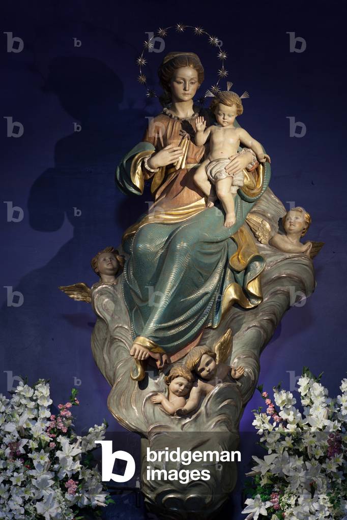 Parish church (Església de Santa Maria de l'Alba). Interior. The high altar. Detail.