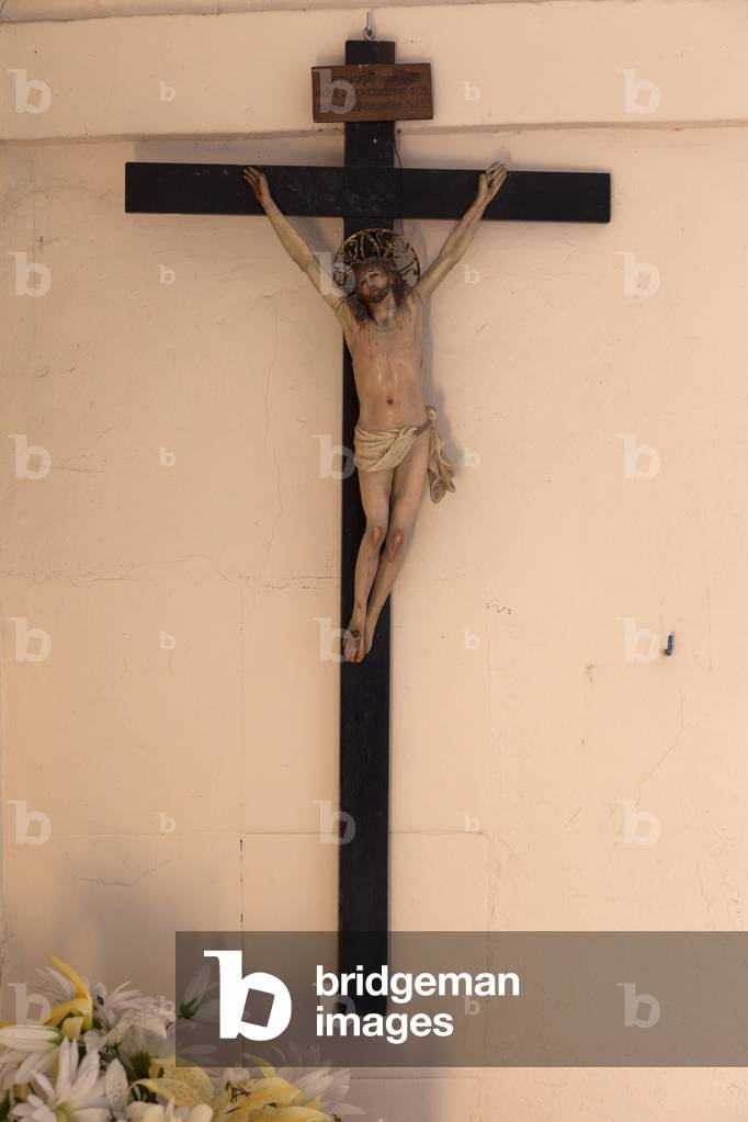 Parish church (Església de Sant Jaume). Interior. The sacristy. A crucifix.