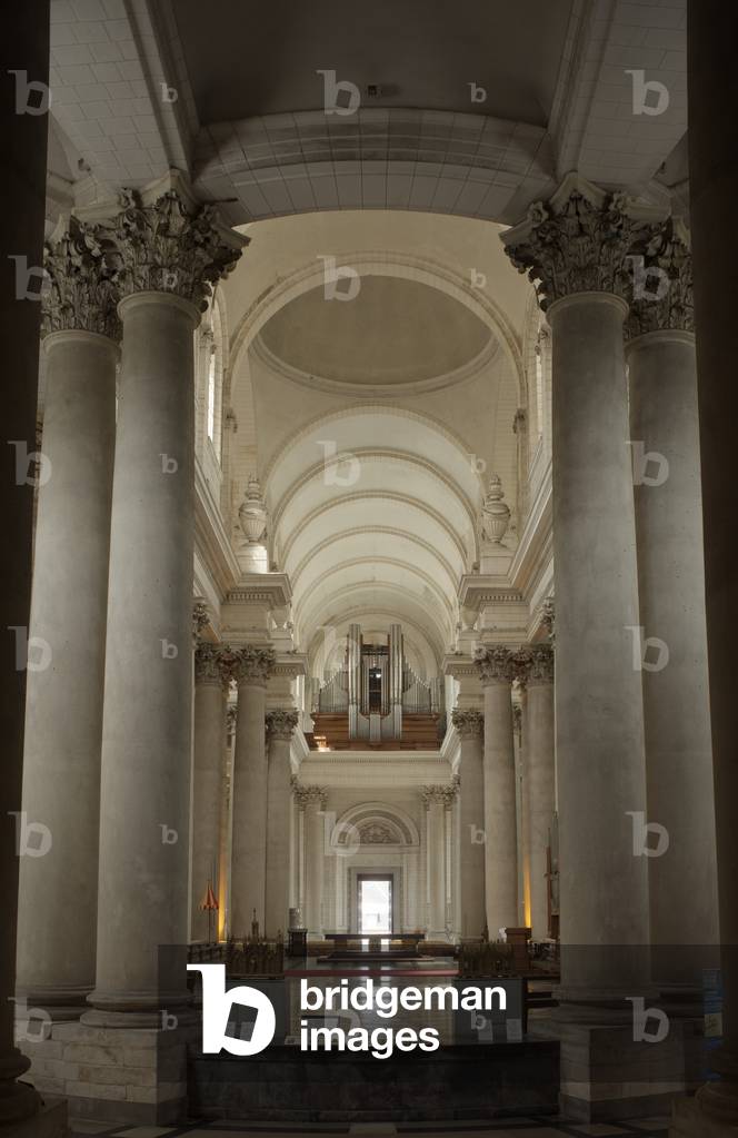 View of the organ, Arras Cathedral, Nord-Pas-de-Calais-Picardie, Pas, France (photo)