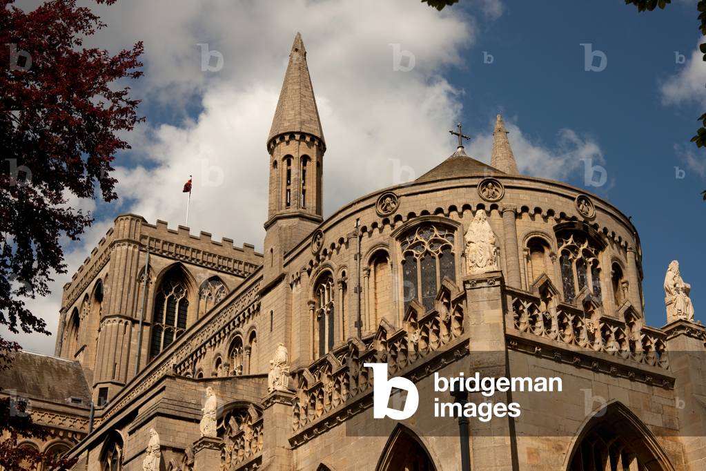 Cathedral. Exterior. The chevet. Upperpart. Gothic. 12th - 13th century.