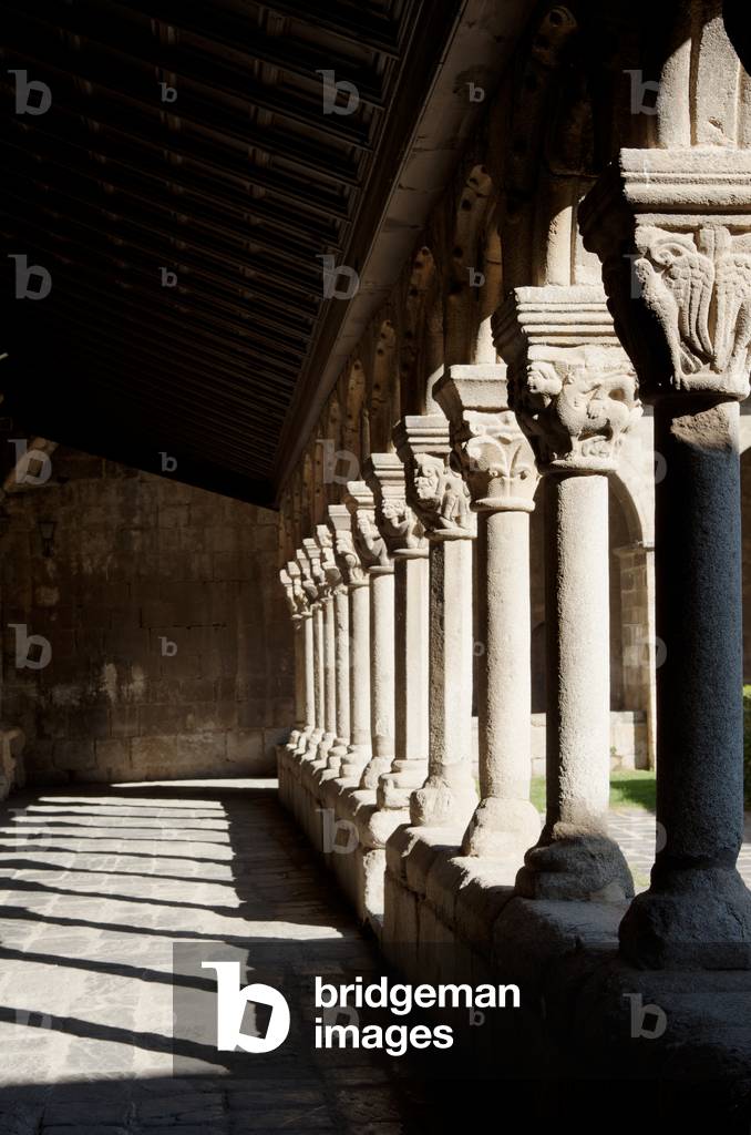 Cathedral. The cloister. Romanesque. 12th century.