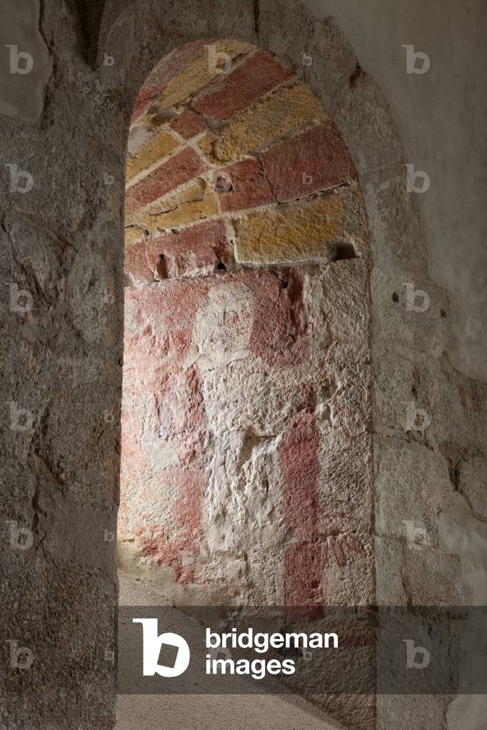 Church (Eglise Saint-Rémy de Colondannes). Interior. The choir. Wall paintings.
