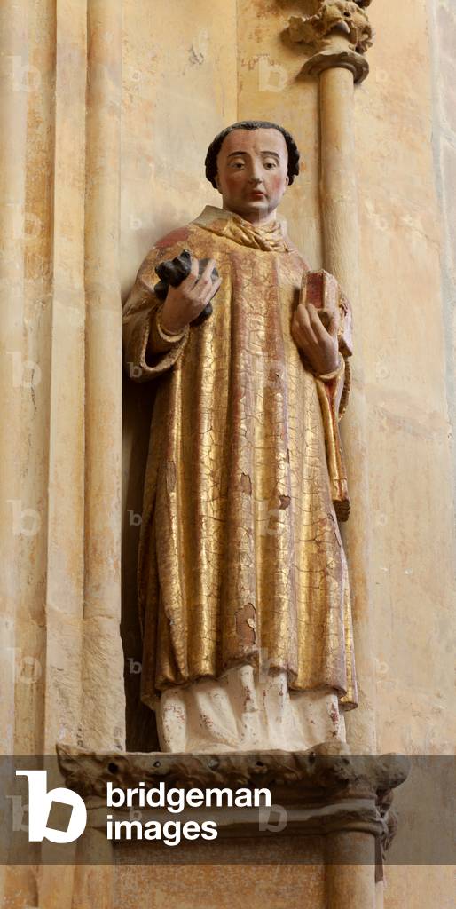 Cathedral (Cathédrale Saint-Étienne). Interior. A statue. Polychrome stone.